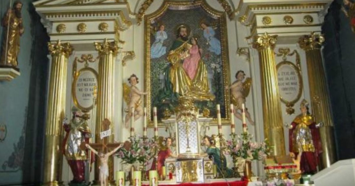 Dzieła sztuki sakralnej — Kościół Chrystusa Króla, Bolesławiec. Zdjęcie: Wikimedia Commons.