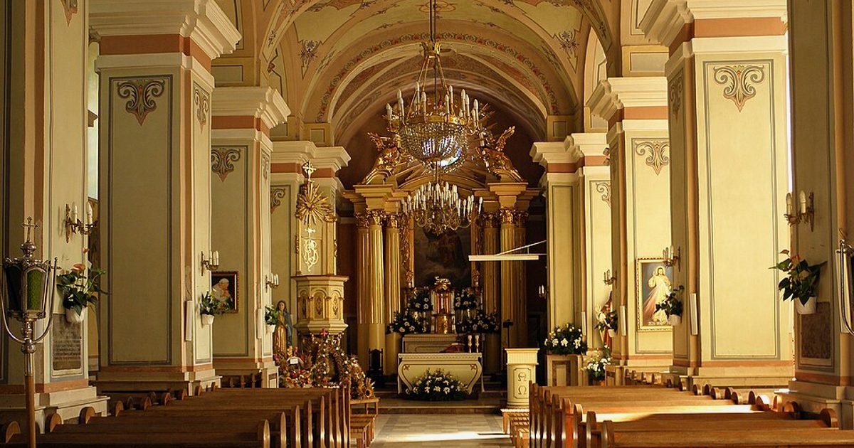 Dzieła sztuki sakralnej — Kościół Dobrego Pasterza, Węgorzewo. Zdjęcie: Wikimedia Commons.