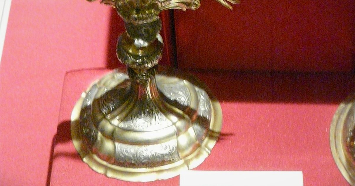 Relikwie świętych — Kościół Narodzenia NMP, Kryłów. Zdjęcie: Wikimedia Commons.