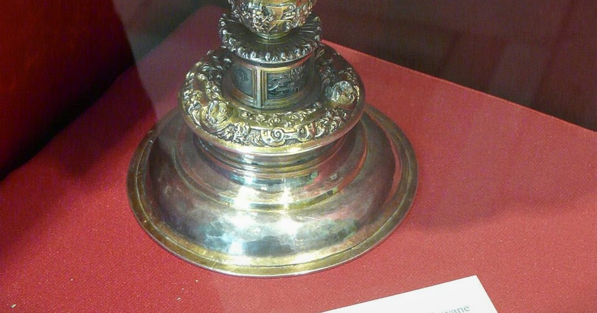Relikwie świętych — Kościół św. Anny, Blichowo. Zdjęcie: Wikimedia Commons.
