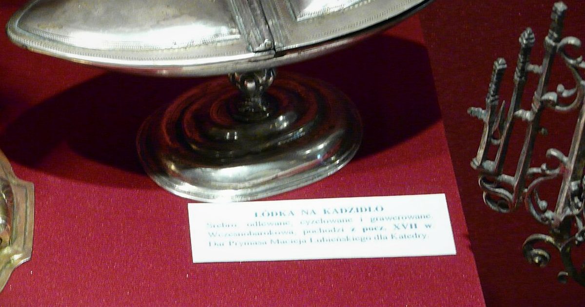 Relikwie świętych — Kościół św. Barbary, Rybnik. Zdjęcie: Wikimedia Commons.