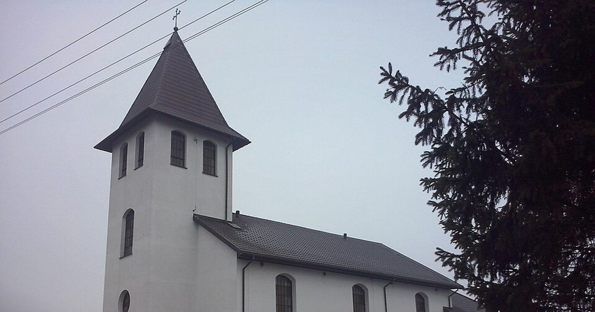 Kościół parafii Kościół bł. Honorata Koźmińskiego w Chrośla — zdjęcie