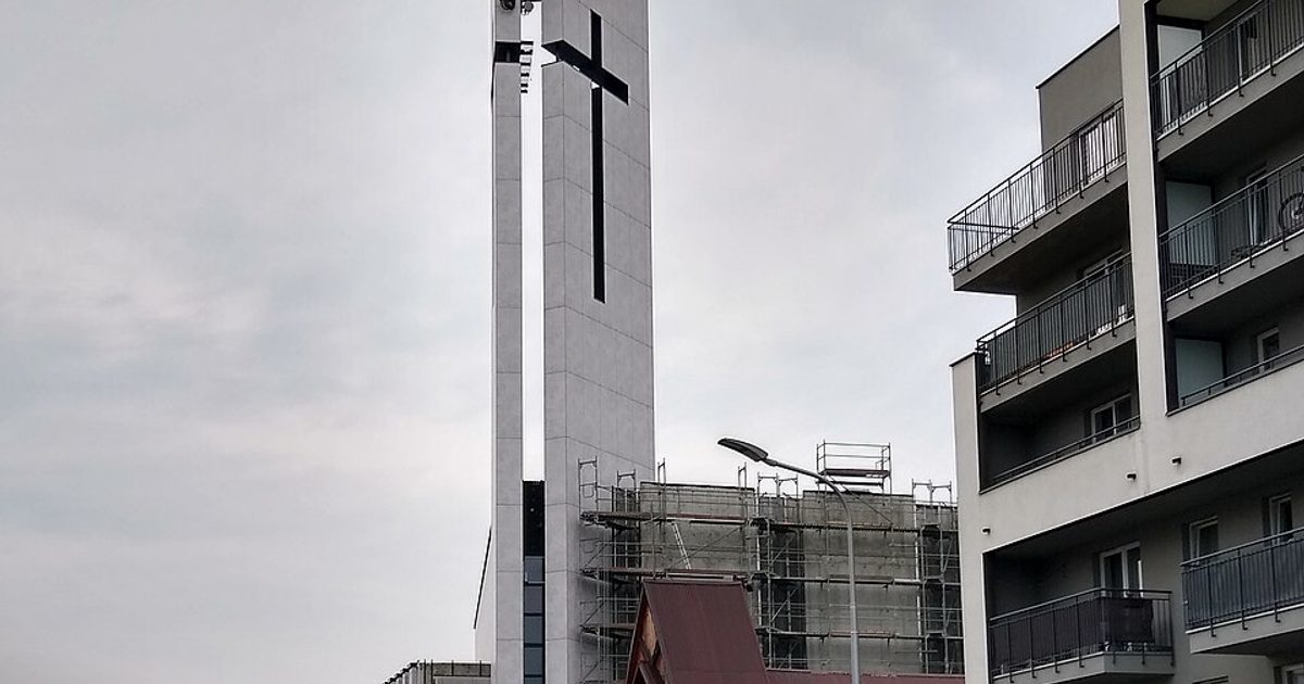 Kościół parafii Kościół bł. Jerzego Popiełuszki w Rzeszów — zdjęcie
