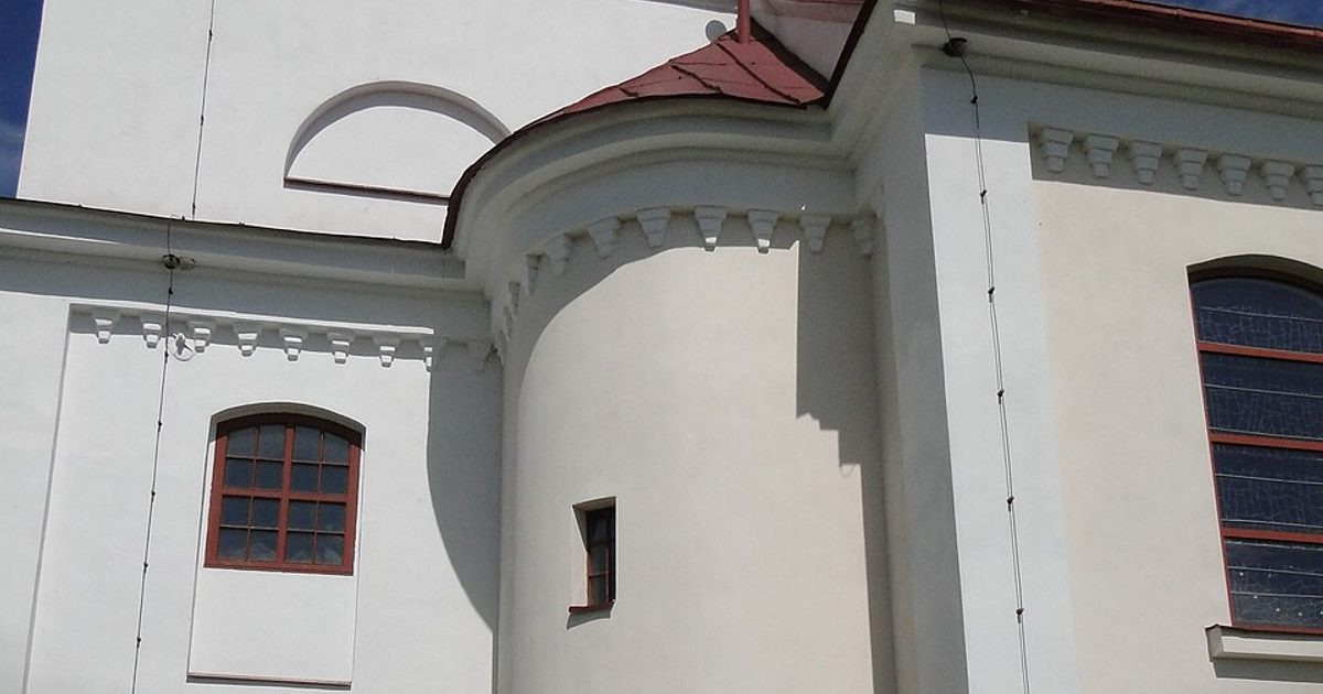 Kościół parafii Kościół Bożego Ciała w Suraż — zdjęcie