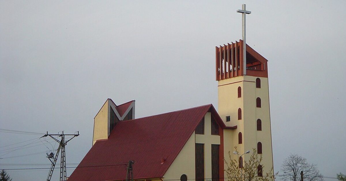 Kościół parafii Kościół Chrystusa Dobrego Pasterza w Tarnobrzeg — zdjęcie