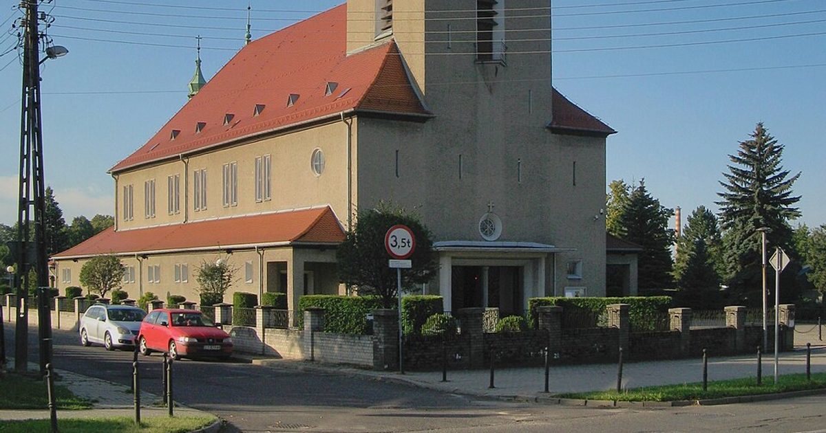 Kościół parafii Kościół Chrystusa Króla w Bytom — zdjęcie
