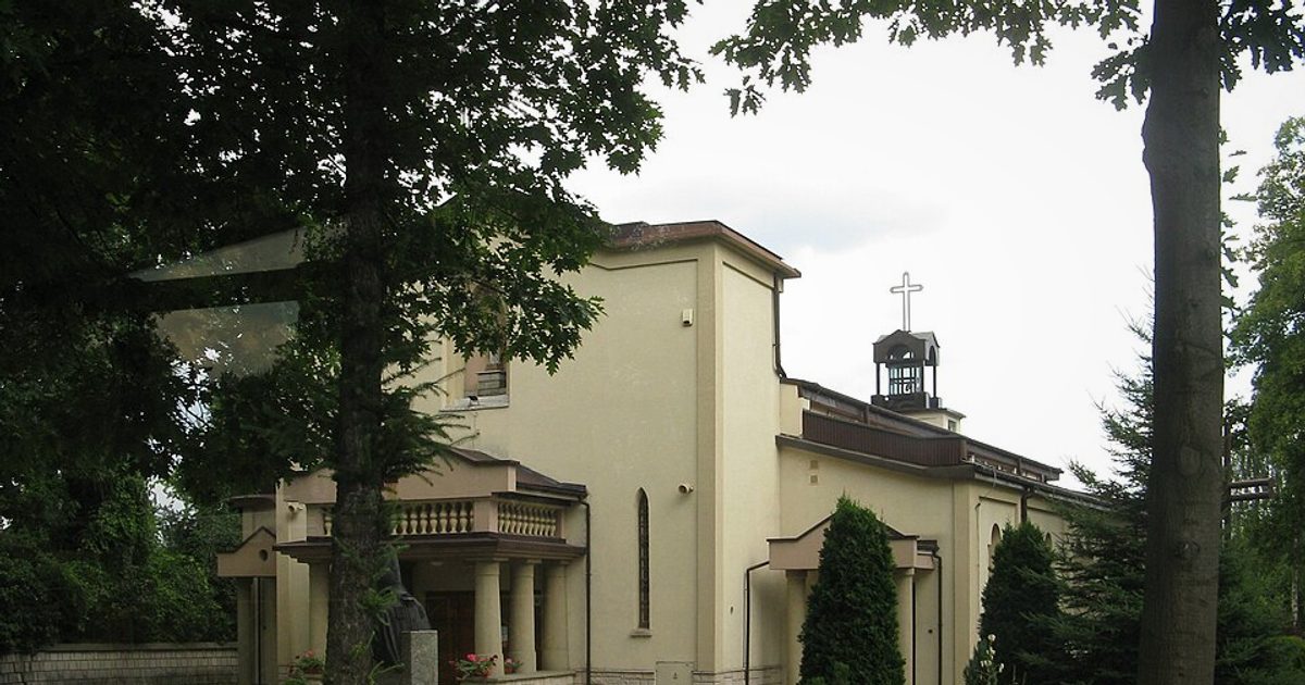 Kościół parafii Kościół Chrystusa Króla w Dąbrowa Górnicza — zdjęcie