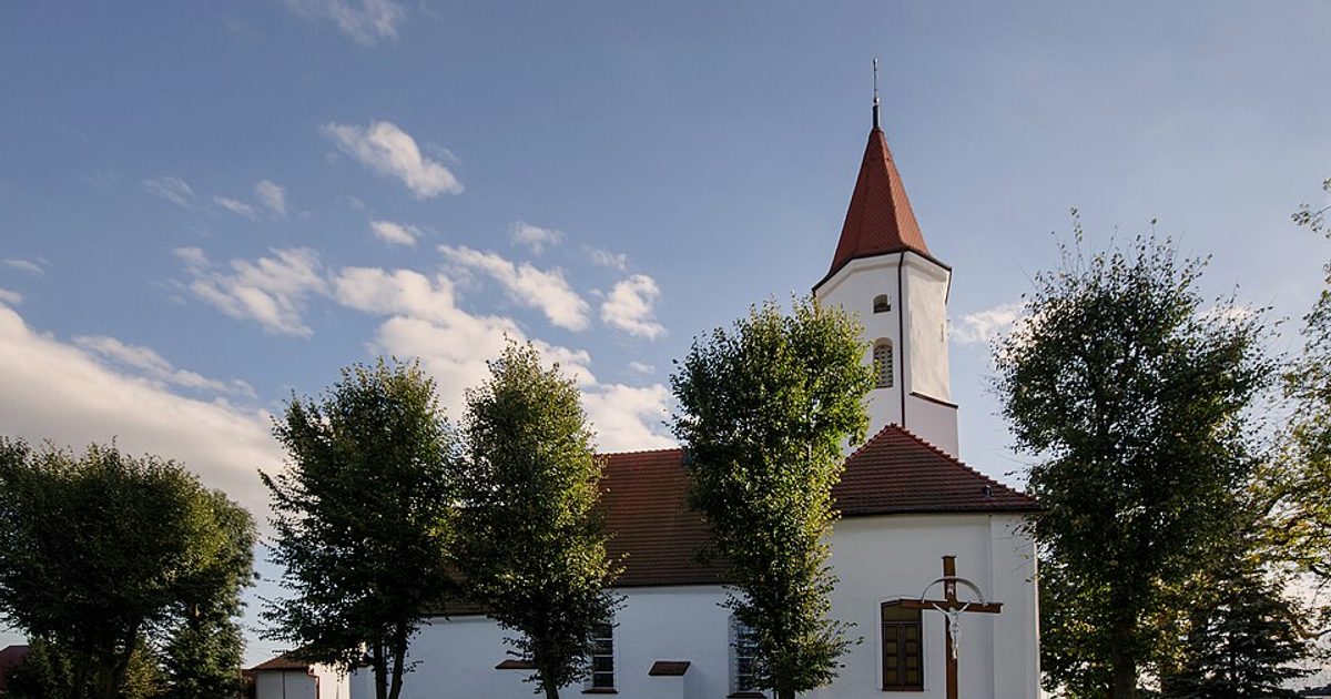 Kościół parafii Kościół Chrystusa Króla w Osiek — zdjęcie