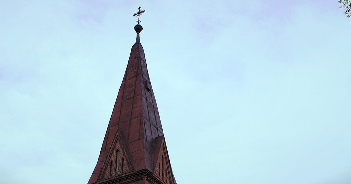 Kościół parafii Kościół Chrystusa Króla w Rokietnica — zdjęcie