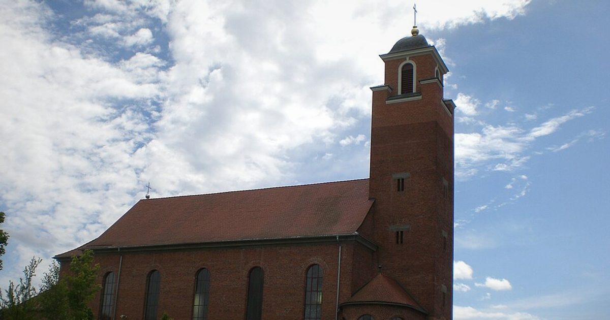 Kościół parafii Kościół Chrystusa Króla w Zapceń — zdjęcie