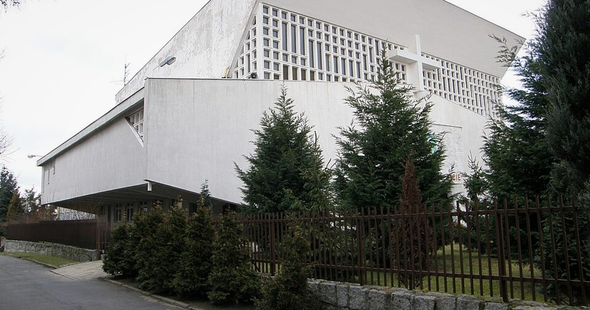 Kościół parafii Kościół Chrystusa Odkupiciela w Poznań — zdjęcie