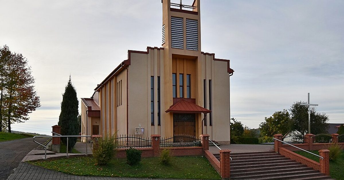 Kościół parafii Kościół Dobrego Pasterza w Faliszówka — zdjęcie