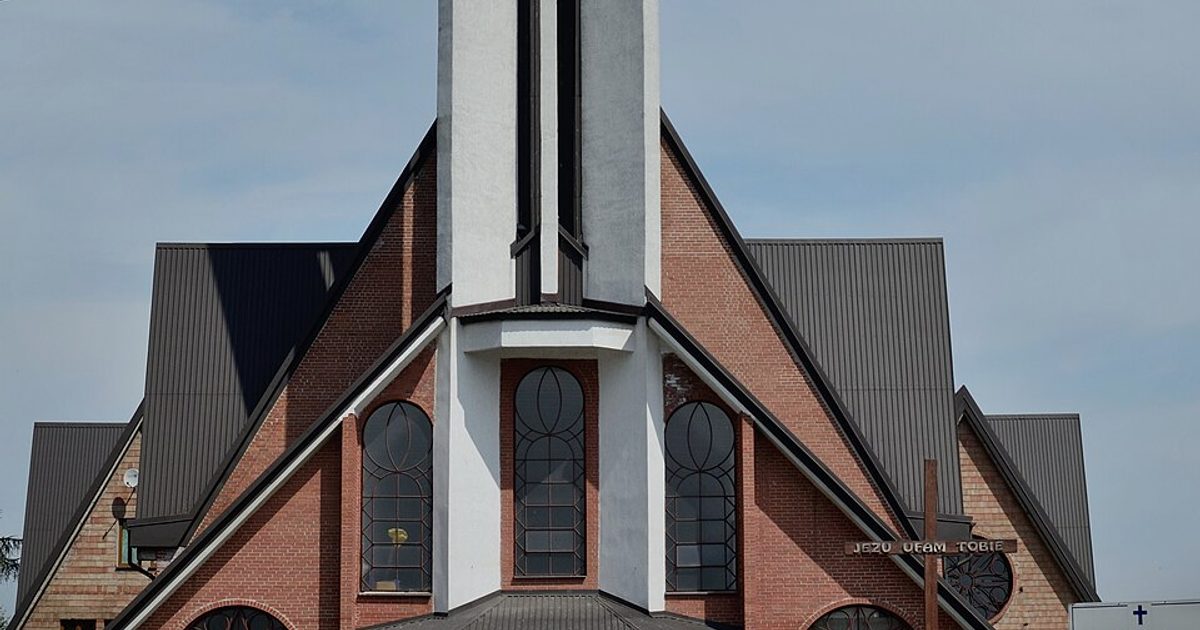 Kościół parafii Kościół Ducha Świętego w Hrubieszów — zdjęcie