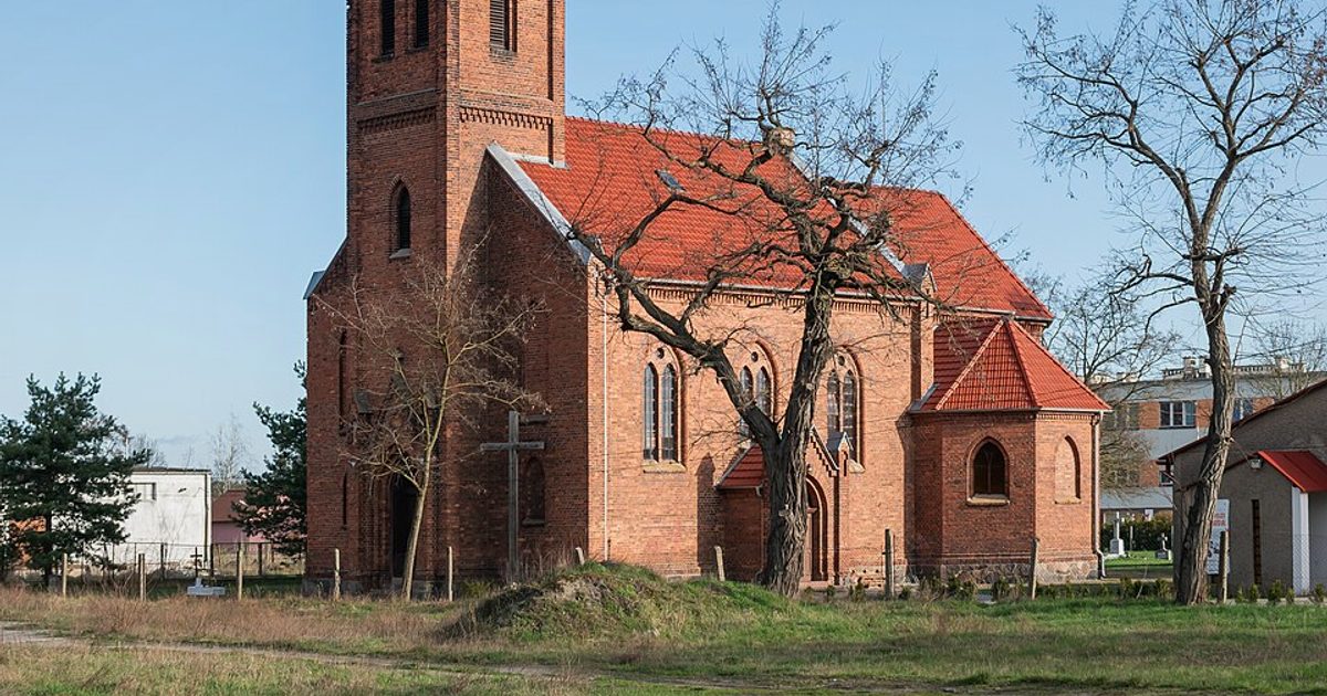 Kościół parafii Kościół Imienia NMP w Brójce — zdjęcie
