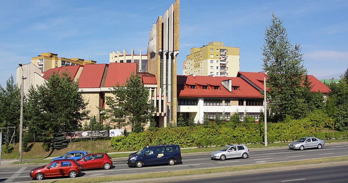 Kościół parafii Kościół Jezusa Chrystusa Odkupiciela Człowieka w Bielsko-Biała — zdjęcie