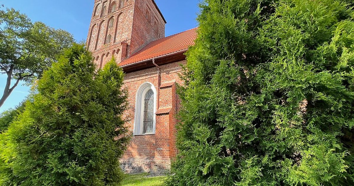 Kościół parafii Kościół Krzyża Świętego w Srokowo — zdjęcie