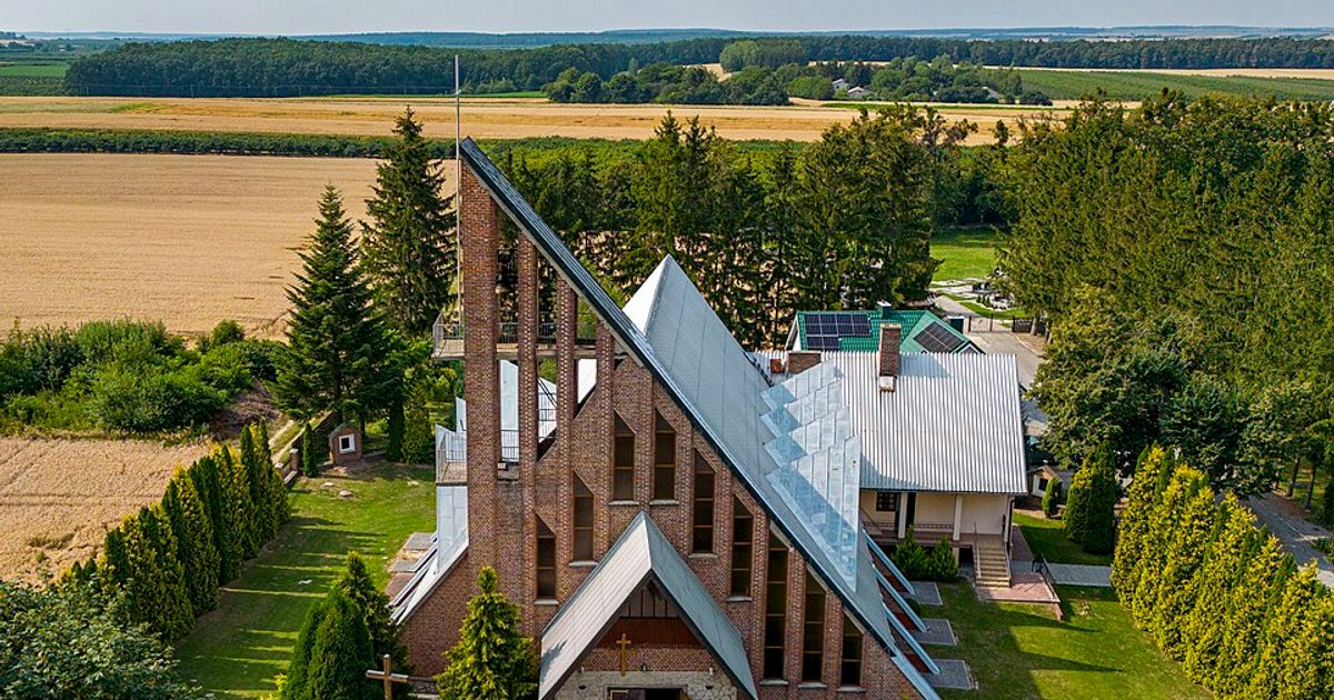 Kościół parafii Kościół Maryi Matki Kościoła w Orchowiec — zdjęcie