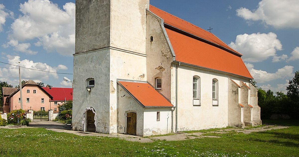 Kościół parafii Kościół Matki Boskiej Różańcowej w Gnojna — zdjęcie