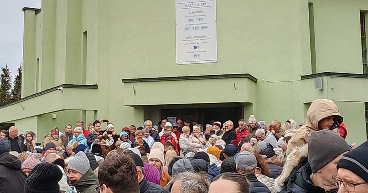 Kościół parafii Kościół Matki Bożej z Góry Karmel w Dąbki — zdjęcie