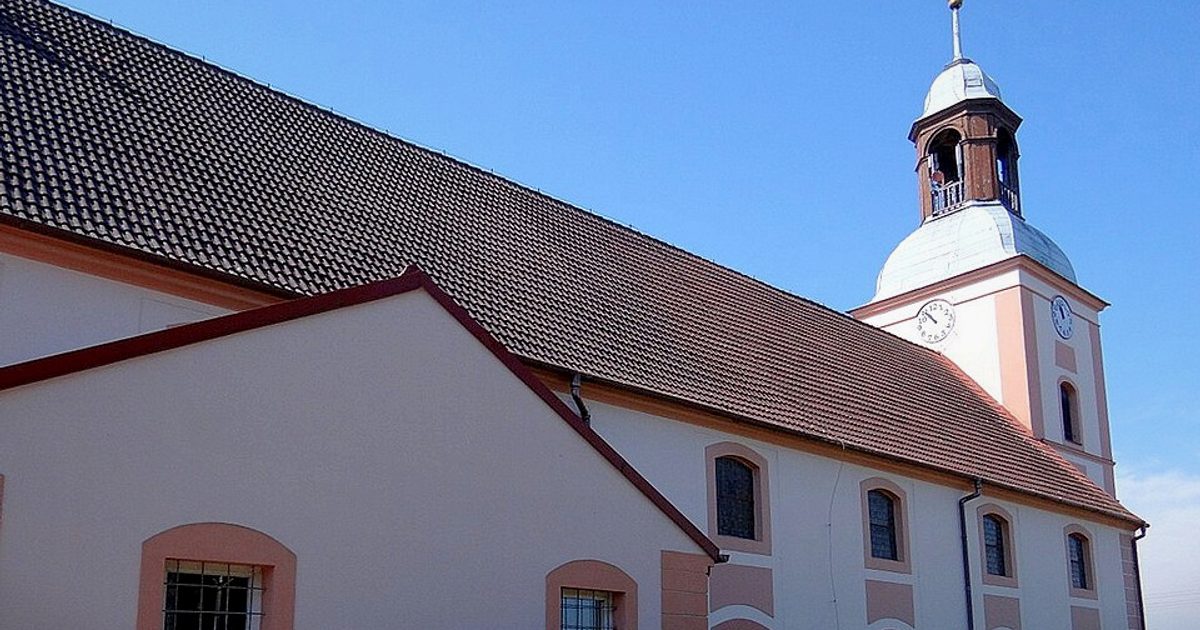Kościół parafii Kościół MB Częstochowskiej w Cybinka — zdjęcie