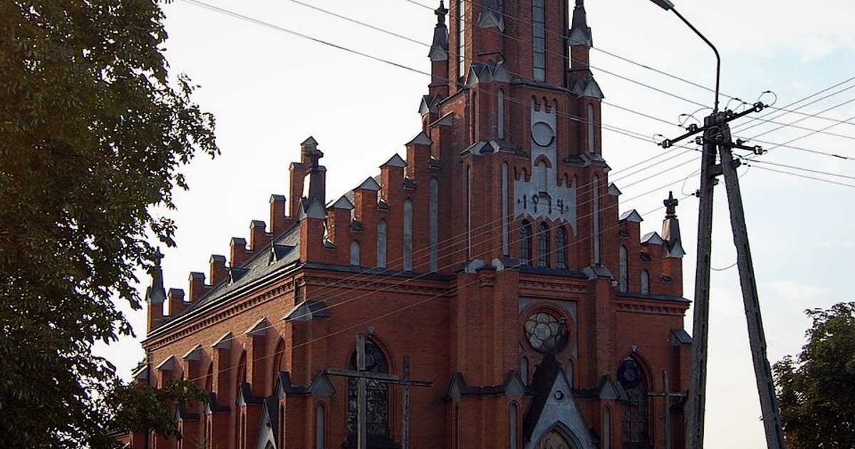 Kościół parafii Kościół MB Częstochowskiej w Radoryż Kościelny — zdjęcie