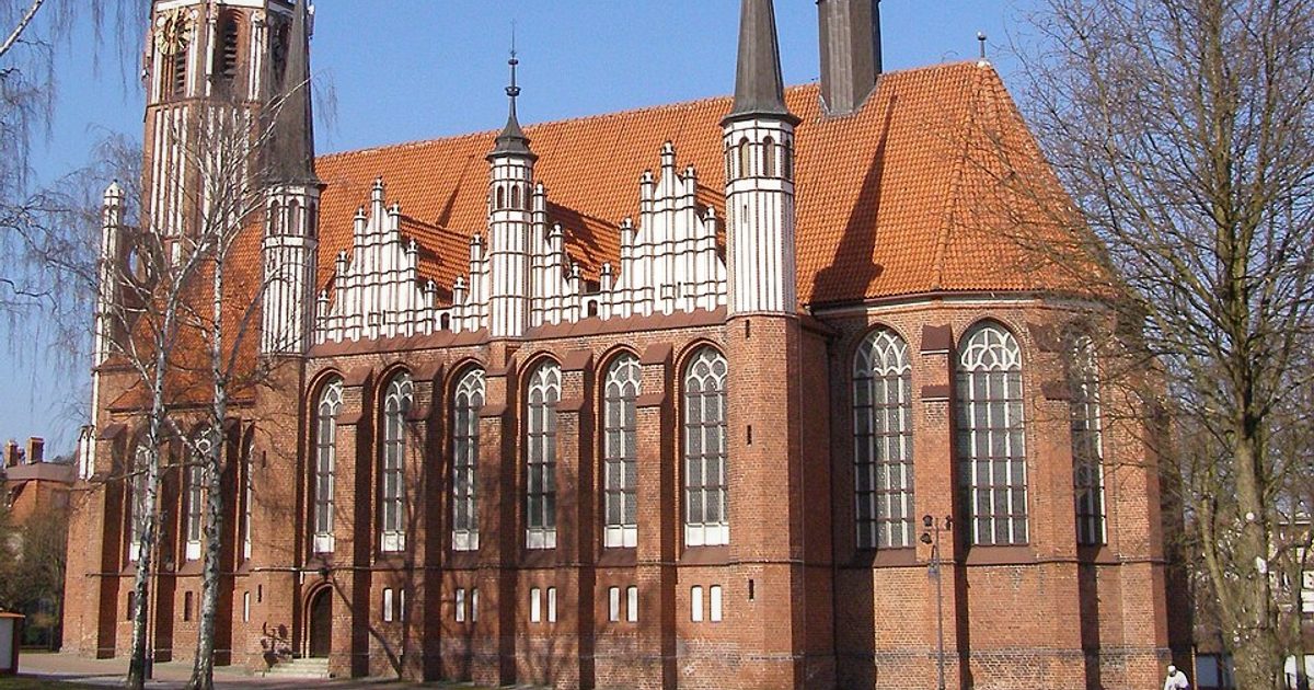 Kościół parafii Kościół MB Królowej Korony Polskiej w Gdańsk — zdjęcie