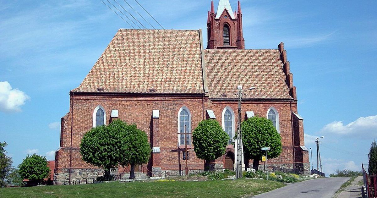 Kościół parafii Kościół MB Królowej Świata w Kisielice — zdjęcie