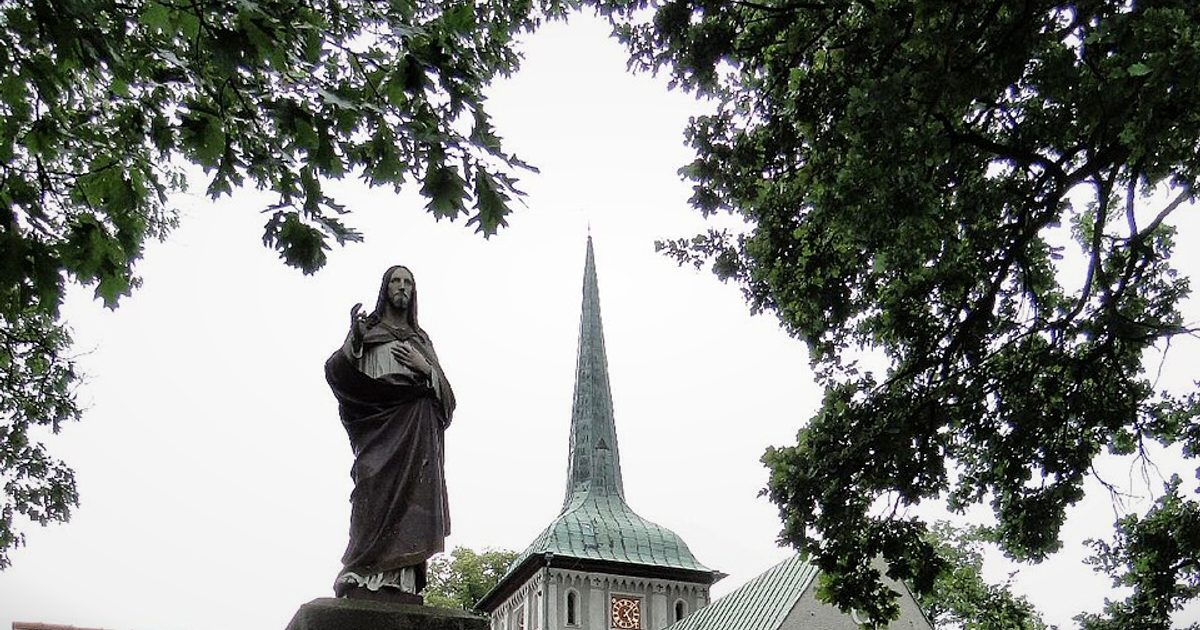 Kościół parafii Kościół MB Różańcowej w Szczecin — zdjęcie