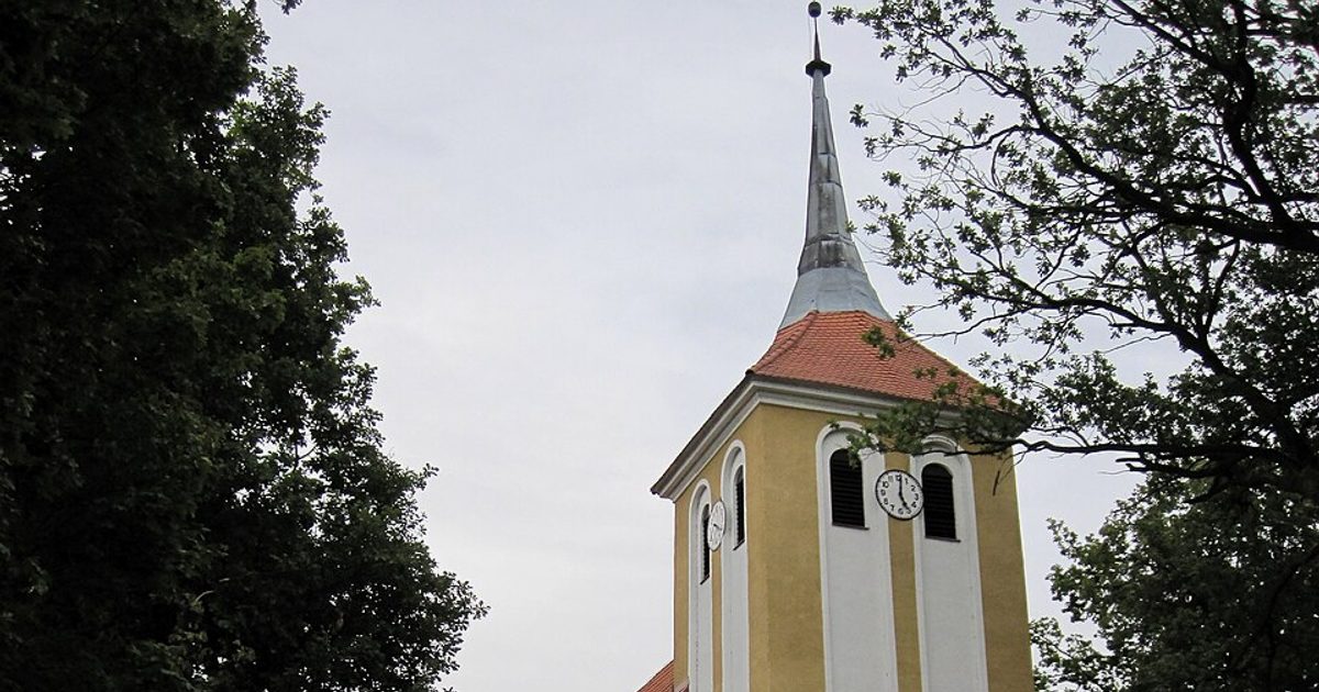 Kościół parafii Kościół MB Szkaplerznej w Orzysz — zdjęcie