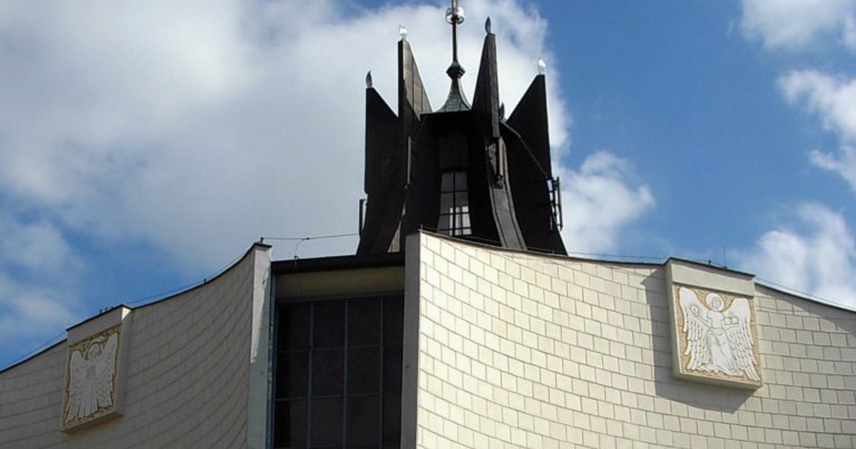 Kościół parafii Kościół MB Zwycięskiej w Bydgoszcz — zdjęcie