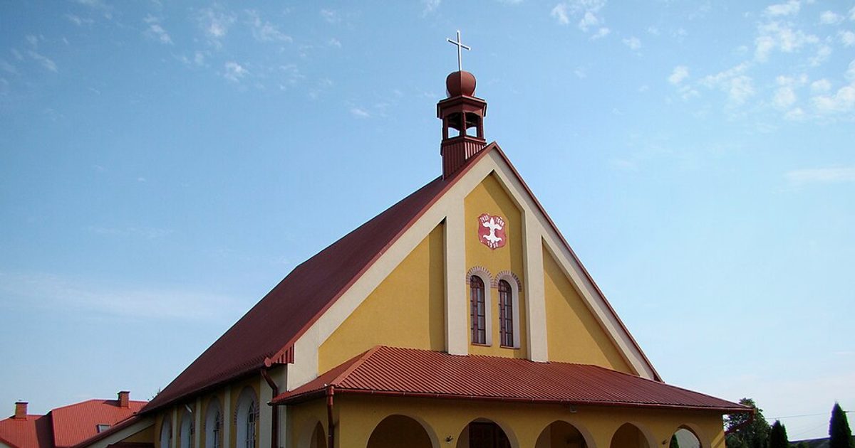 Kościół parafii Kościół Miłosierdzia Bożego w Gozdów — zdjęcie