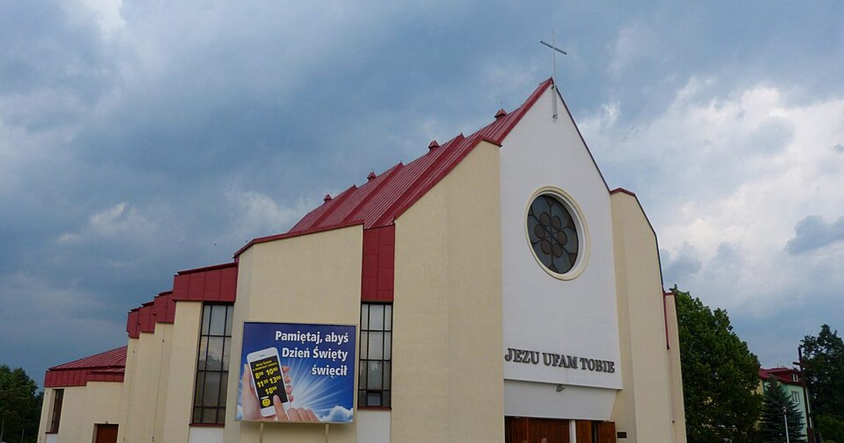 Kościół parafii Kościół Miłosierdzia Bożego w Grodzisk Mazowiecki — zdjęcie