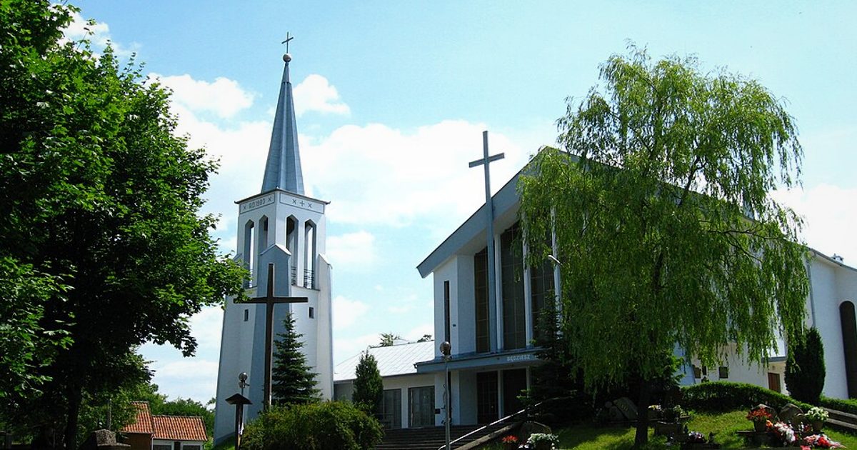 Kościół parafii Kościół Miłosierdzia Bożego w Pogorzałki — zdjęcie