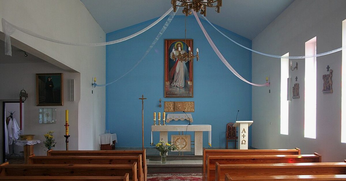 Kościół parafii Kościół Miłosierdzia Bożego w Sasino — zdjęcie