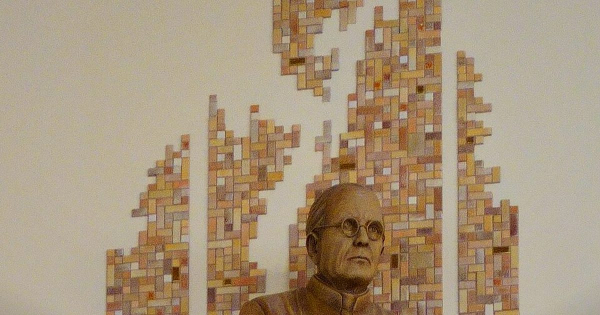 Kościół parafii Kościół Miłosierdzia Bożego w Tarnów — zdjęcie