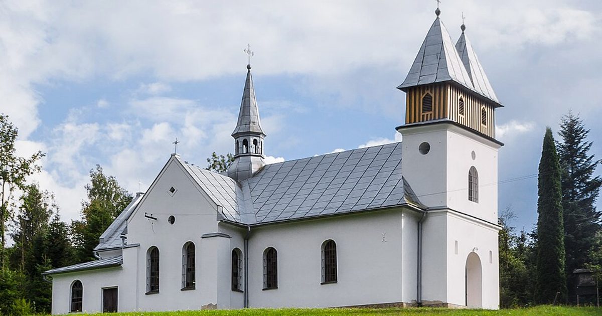 Kościół parafii Kościół Najświętszego Serca Pana Jezusa w Borownica — zdjęcie