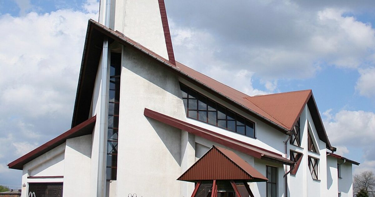 Kościół parafii Kościół Najświętszego Serca Pana Jezusa w Gniazdów — zdjęcie