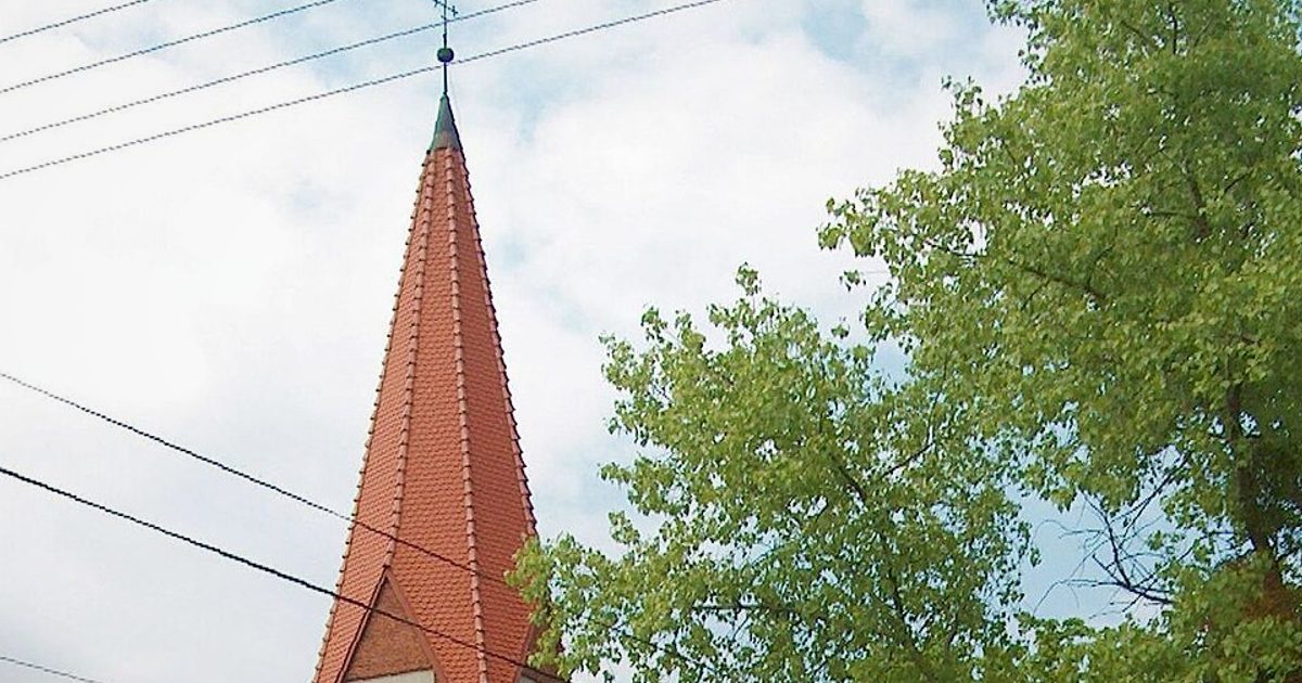Kościół parafii Kościół Najświętszego Serca Pana Jezusa w Otłoczyn — zdjęcie