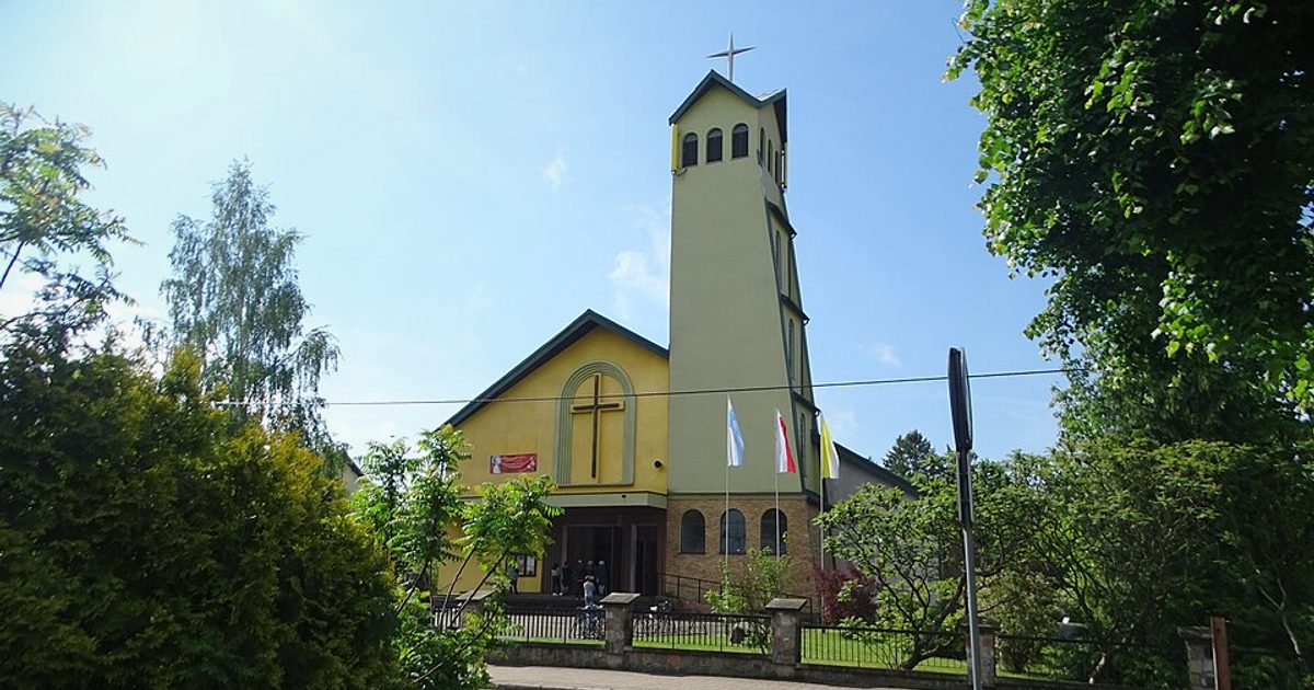 Kościół parafii Kościół Najświętszego Serca Pana Jezusa w Rybno — zdjęcie