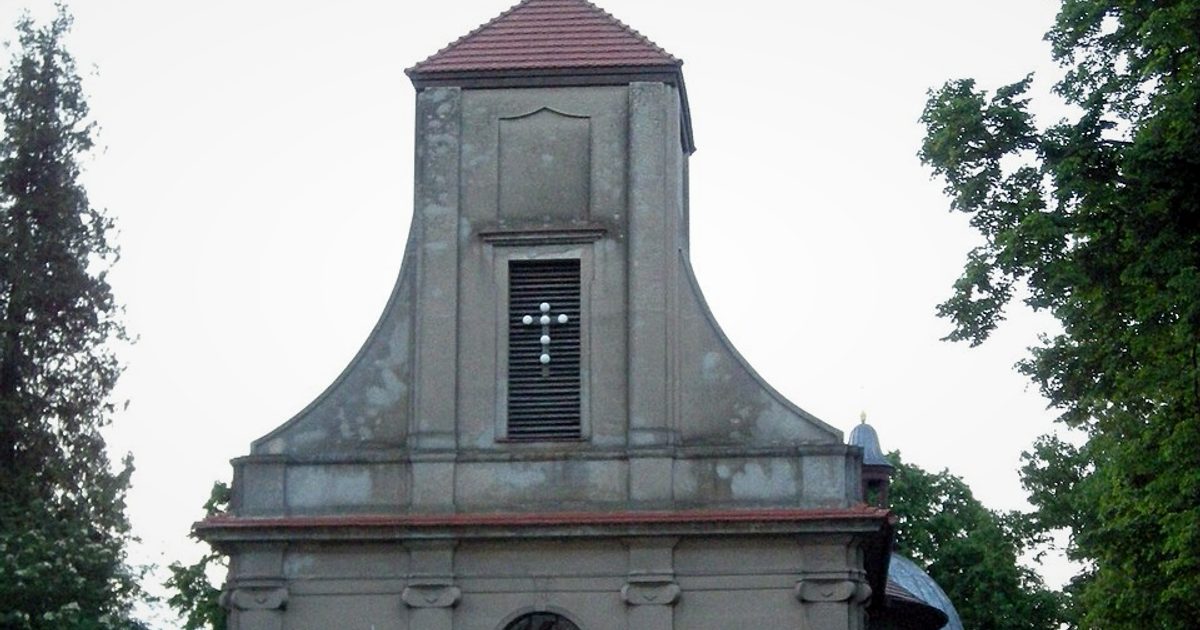 Kościół parafii Kościół Najświętszego Serca Pana Jezusa w Samsieczno — zdjęcie