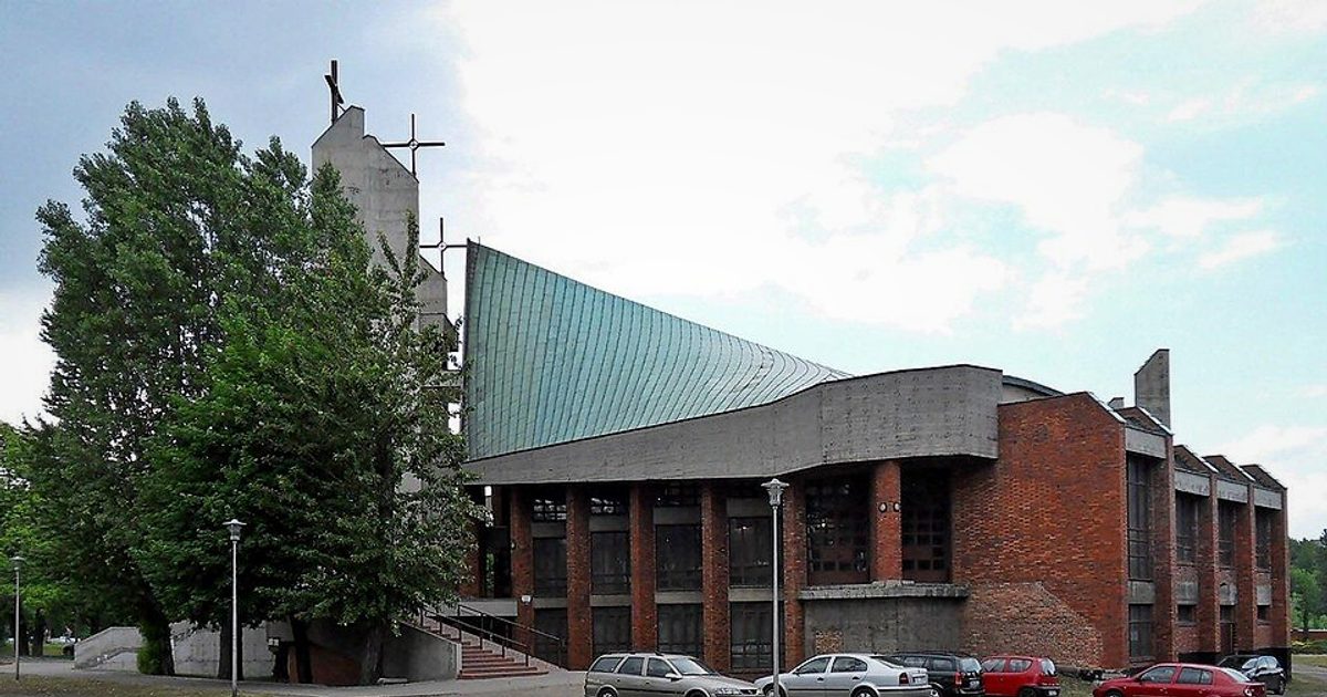 Kościół parafii Kościół Najświętszego Serca Pana Jezusa w Świętochłowice — zdjęcie