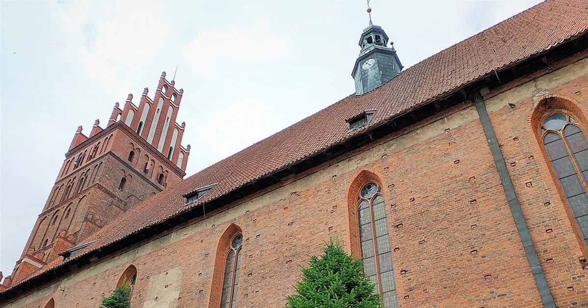 Kościół parafii Kościół Najświętszego Zbawiciela i Wszystkich Świętych w Dobre Miasto — zdjęcie