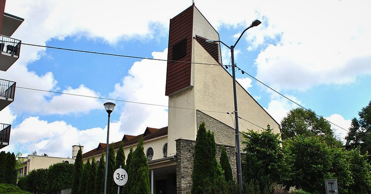 Kościół parafii Kościół Najświętszych Imion Jezusa i Maryi w Katowice — zdjęcie