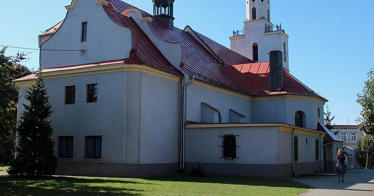 Kościół parafii Kościół Narodzenia NMP w Baborów — zdjęcie