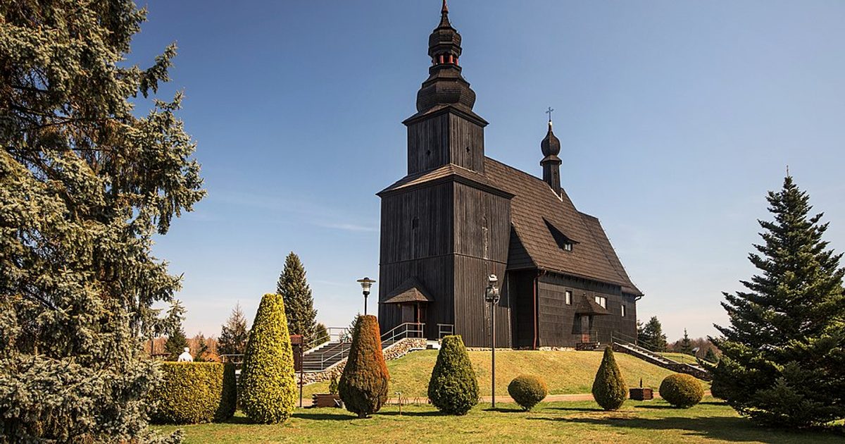 Kościół parafii Kościół Narodzenia NMP w Gwoździany — zdjęcie