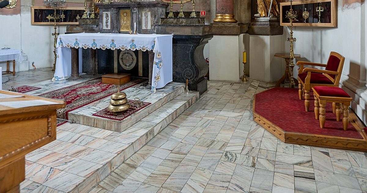 Kościół parafii Kościół Narodzenia NMP w Inwałd — zdjęcie