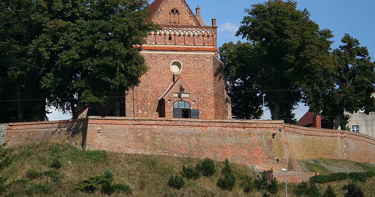 Kościół parafii Kościół Narodzenia NMP w Kamionna — zdjęcie