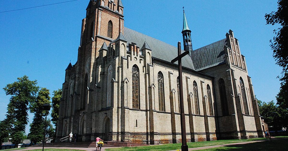 Kościół parafii Kościół Narodzenia NMP w Kosów Lacki — zdjęcie
