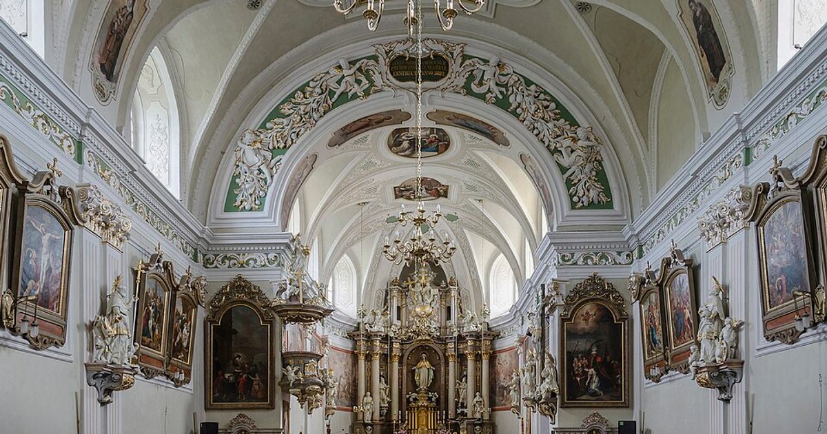 Kościół parafii Kościół Narodzenia NMP w Lądek-Zdrój — zdjęcie