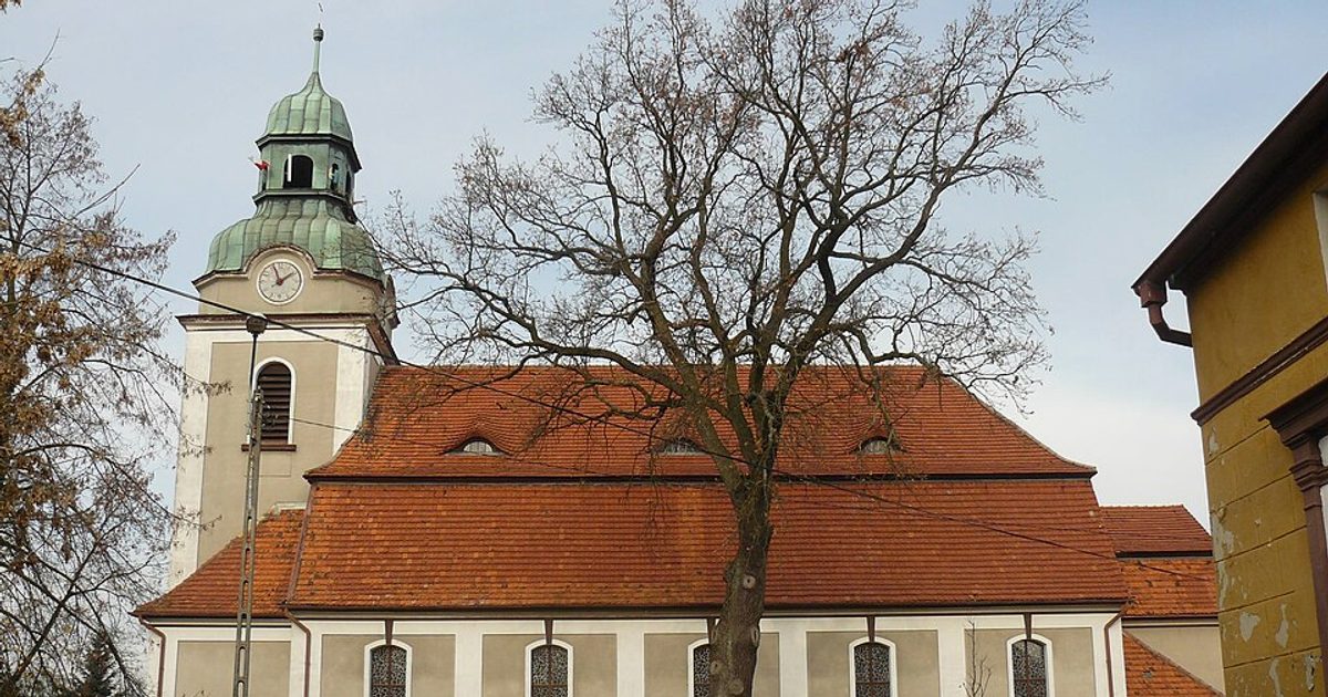 Kościół parafii Kościół Narodzenia NMP w Lipki Wielkie — zdjęcie